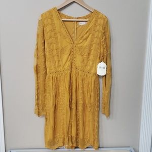 Altar'd state Large mustard Tabatha dress-NWT